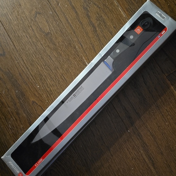 ❤️BUY 2 GET 1 FREE  Wusthof Classic Carving Knife, 9-inch (23 cm) - 4522-23 - Picture 2 of 8